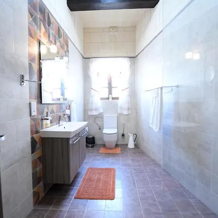 Ir- Razzett T'indri فيلة