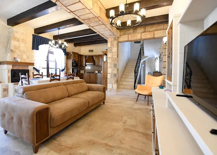 Ir- Razzett T'indri Villa Qala